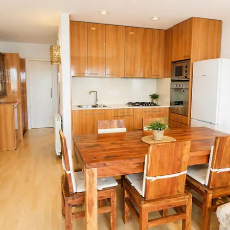 Ground Floor Sea View *