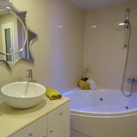 Ground Floor Sea View Sitges