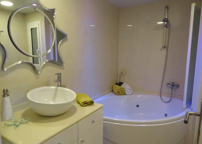 Ground Floor Sea View Σίτζες