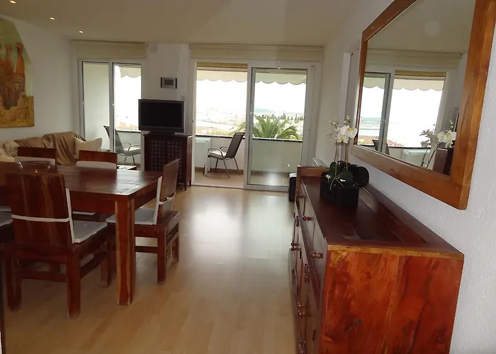 Ground Floor Sea View